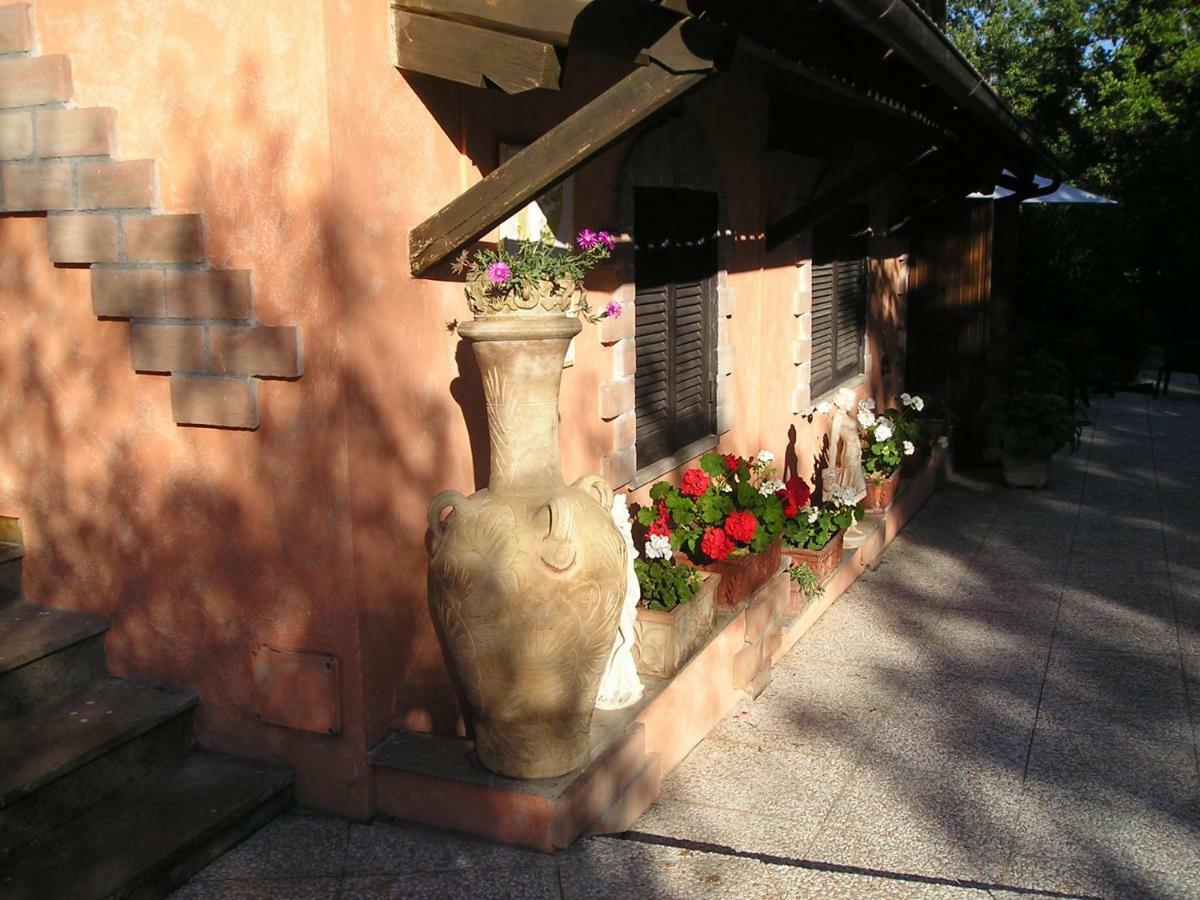 Villa Rosalba Camere Barbarano Romano Екстериор снимка